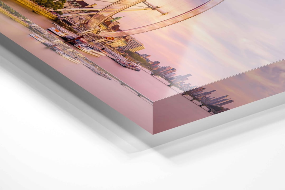 Acrylic 5mm Rounded Corners presentation detail