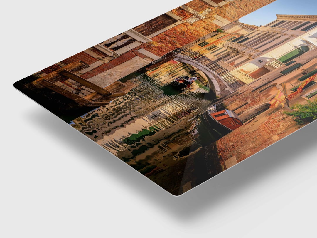 HD Sublimated Metal presentation detail