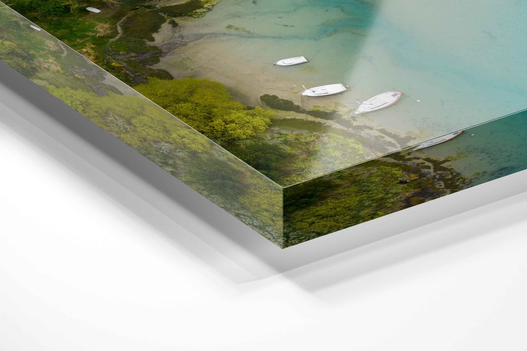 Acrylic 5mm Rounded Corners presentation detail