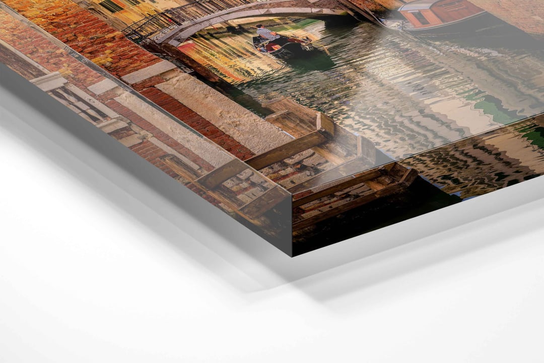 Acrylic 5mm Rounded Corners presentation detail
