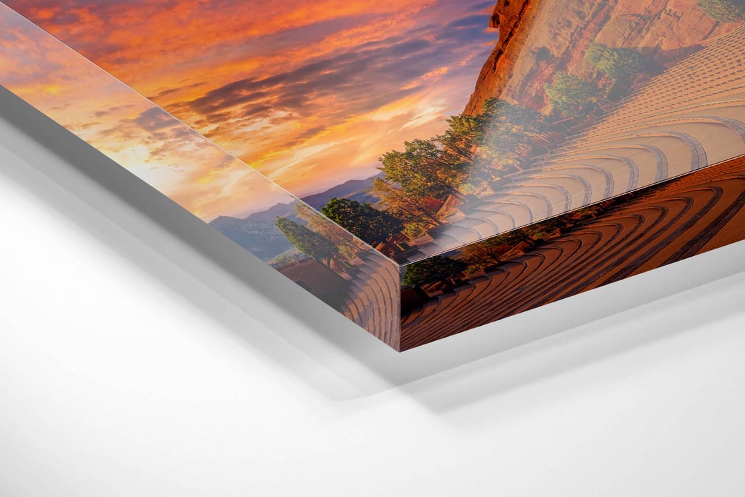 Acrylic 5mm Rounded Corners presentation detail