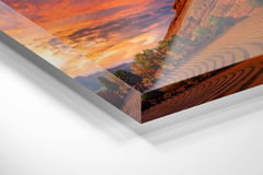 Close-up corner of Soundcheck face mounted under glossy 6mm acrylic glass. (thumbnail 9)