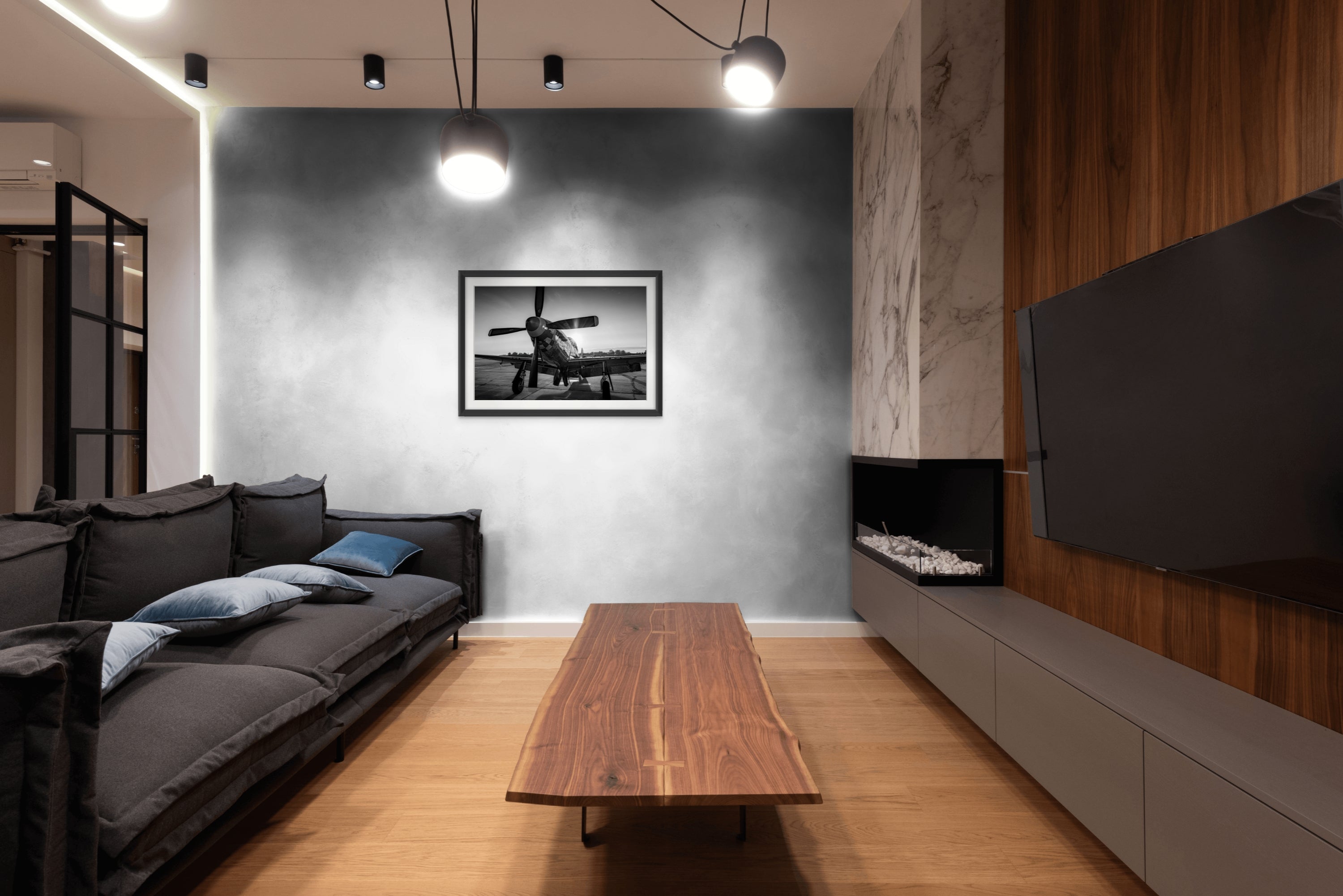 On the Mission’s Edge Nooky Booky Waiting Her Turn